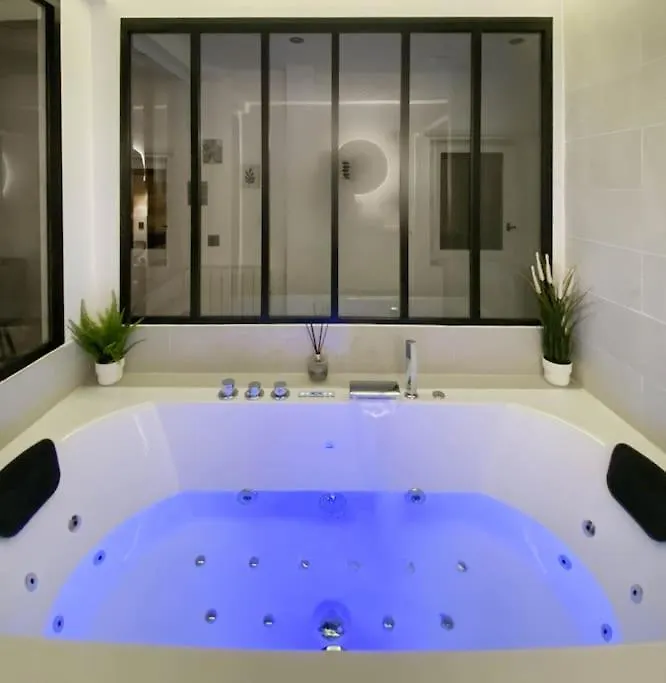 L'Amante Spa -Balneo -Vieux Lyon France